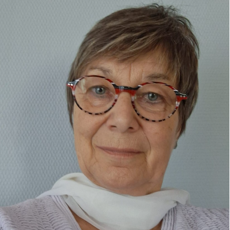  Christina Hauser